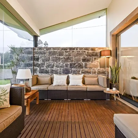 Casa Do Santo By Homie Holiday home Santo Antonio da Serra